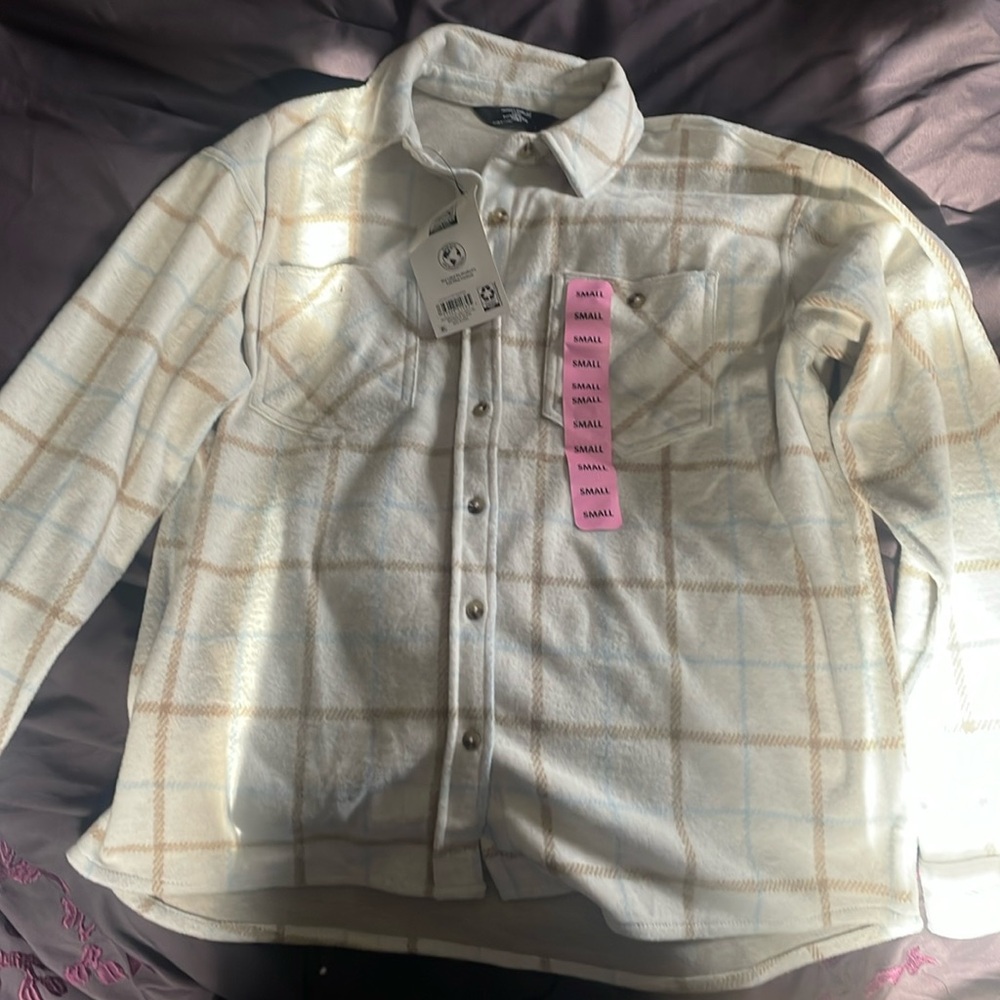 COPY - Fleece/flannel cozy button up shirt